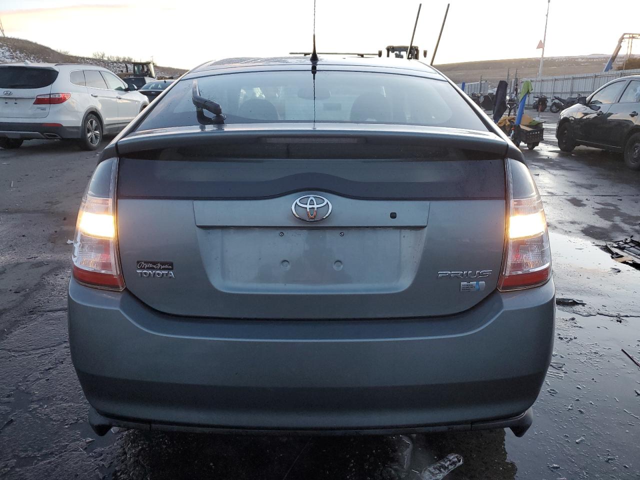 2005 Toyota Prius - Image 6