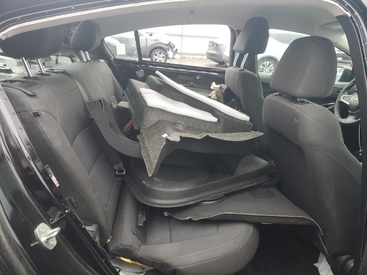 2018 Chevrolet Cruze - Image 10