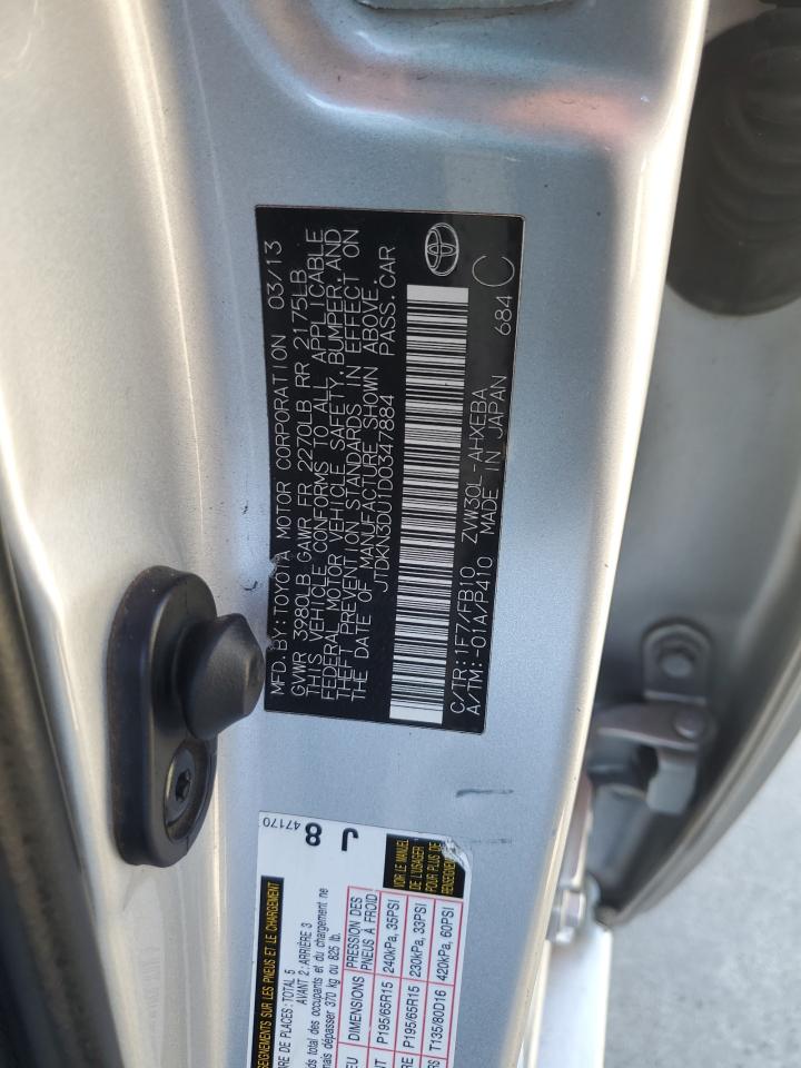 2013 Toyota Prius - Image 14