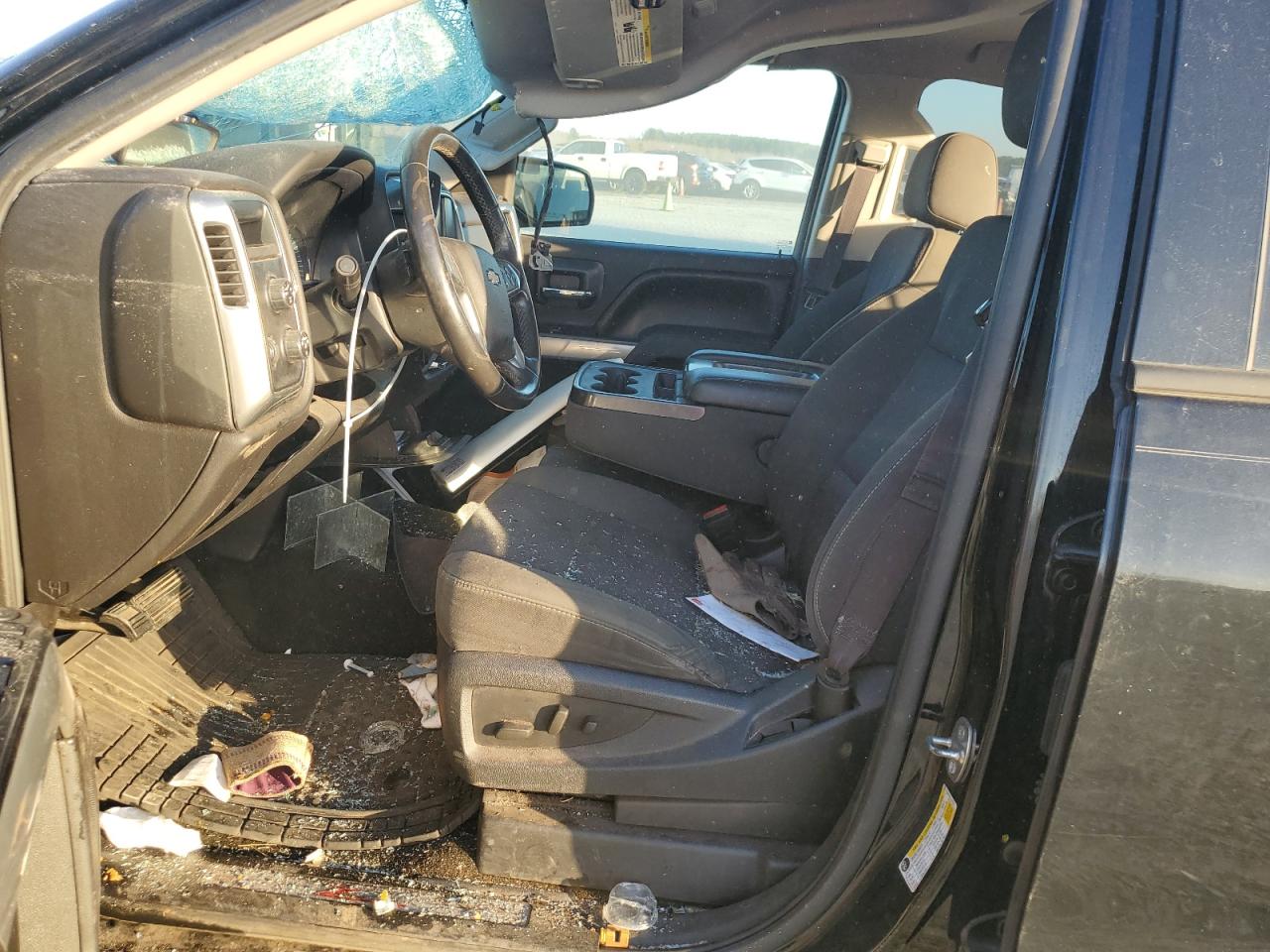 2015 Chevrolet Silverado - Image 7