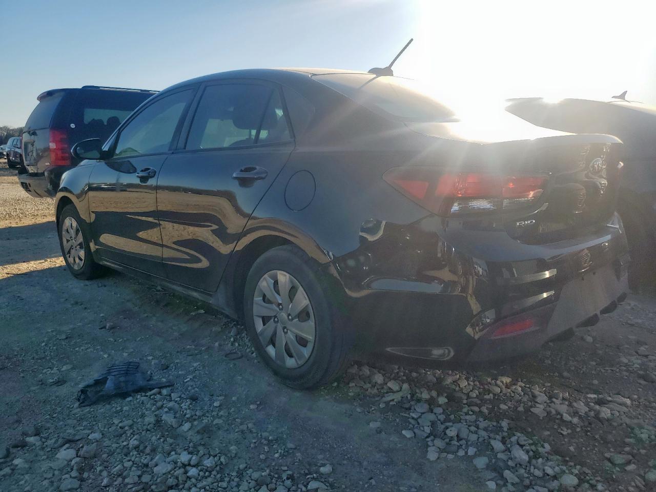 2020 Kia Rio - Image 2