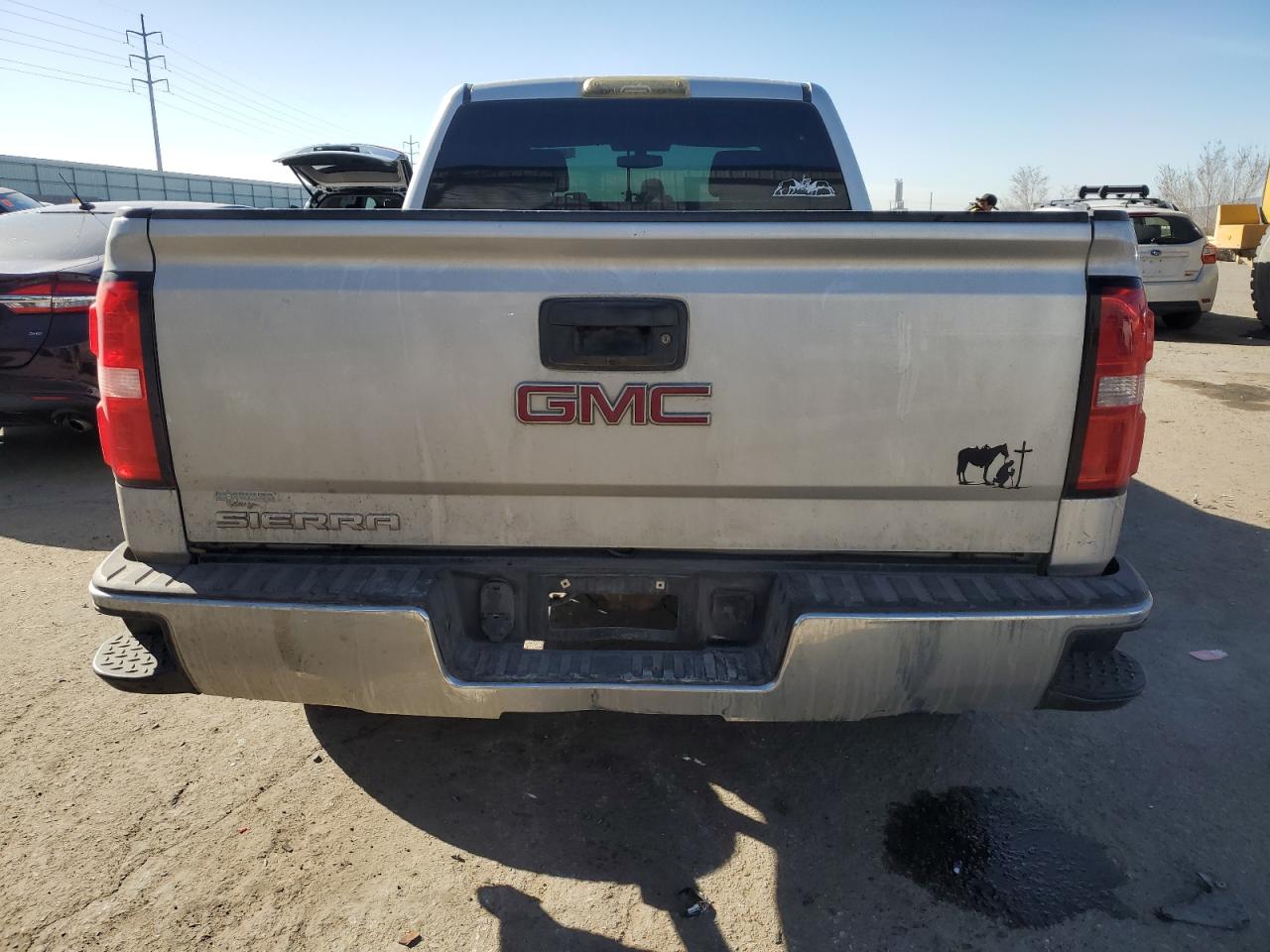2015 GMC Sierra - Image 6