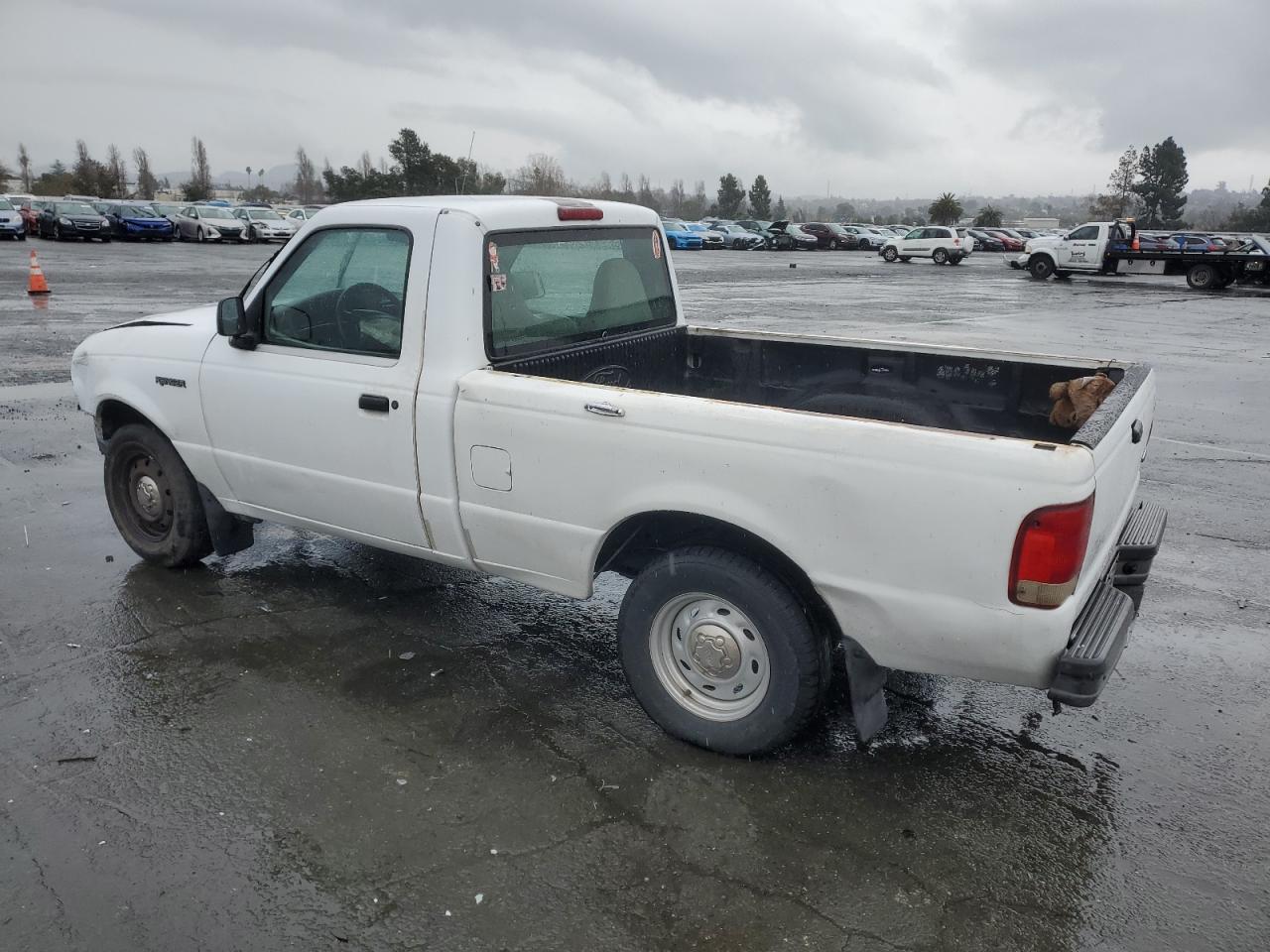 2000 Ford Ranger - Image 2