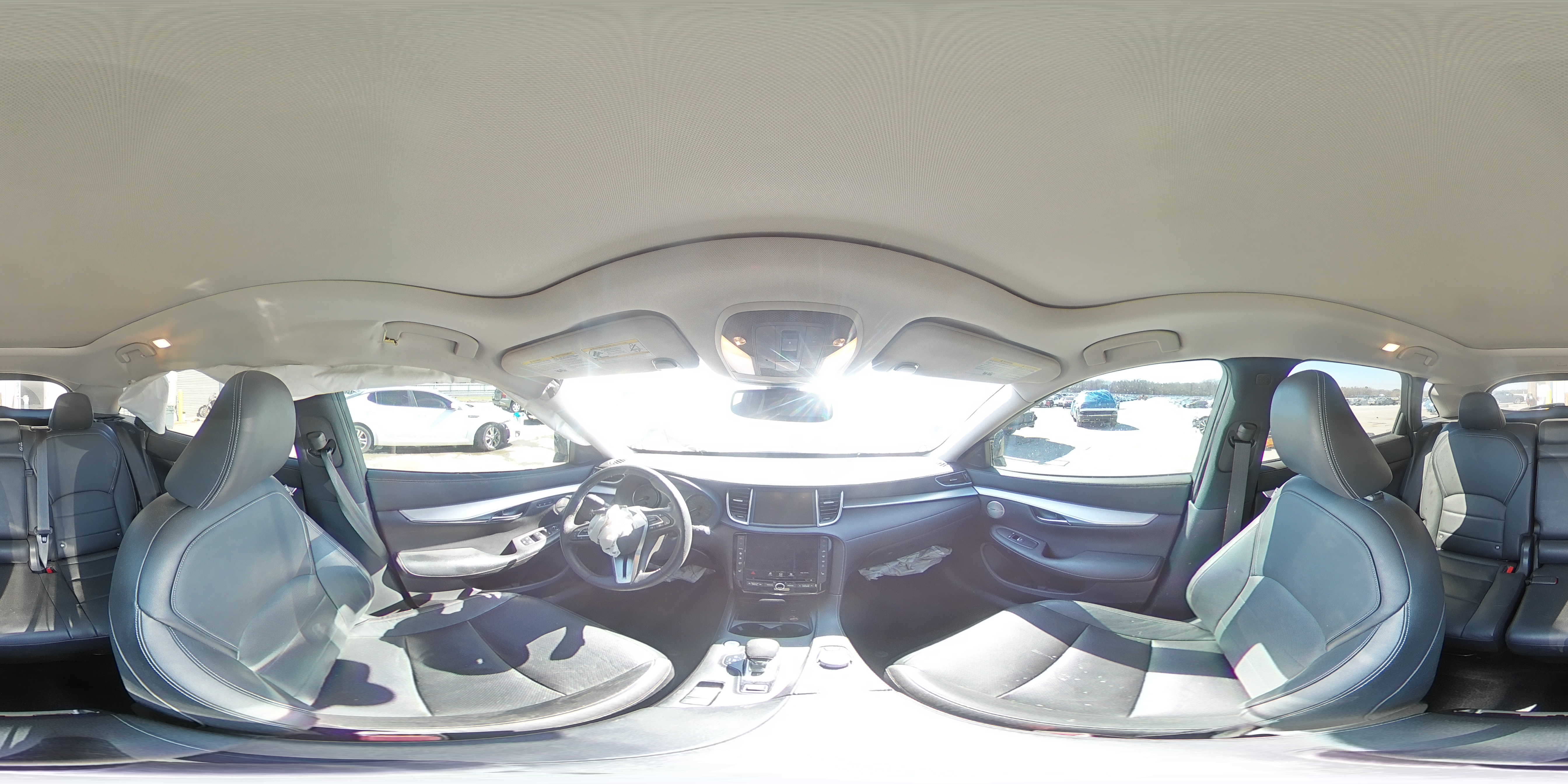2019 Infiniti QX50 - Image 14