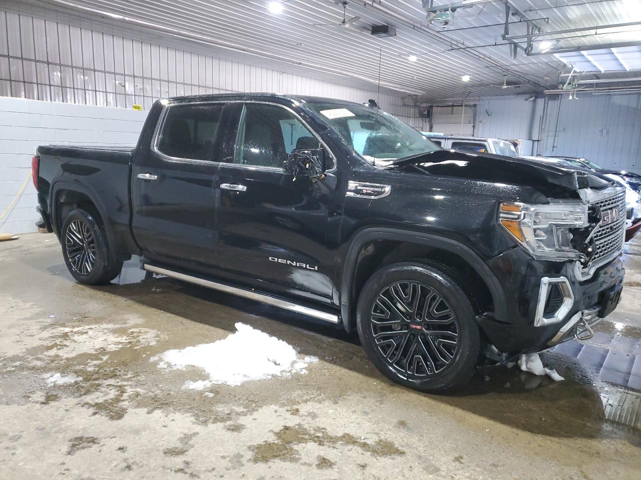 2019 GMC Sierra - Image 4
