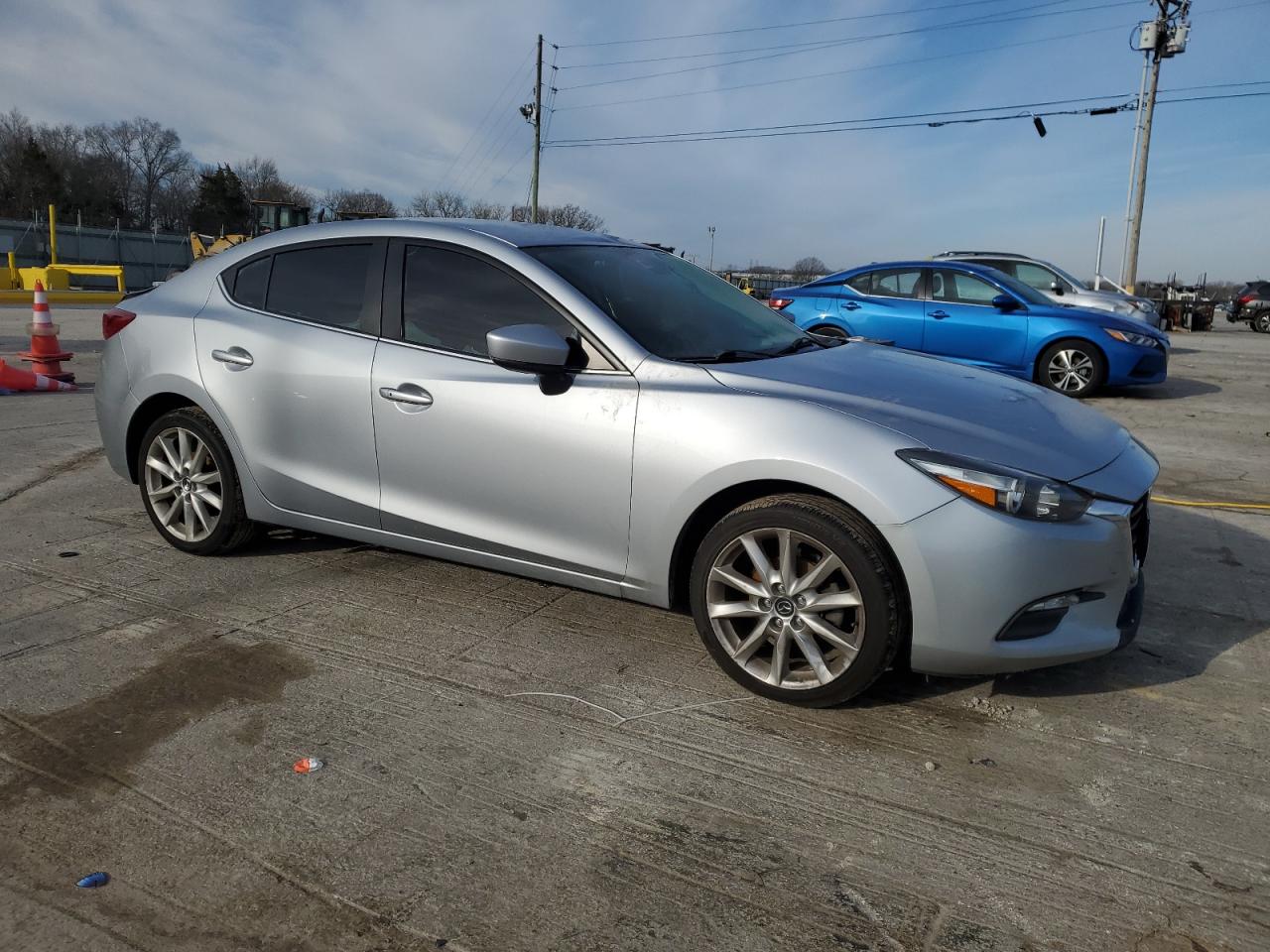 2017 Mazda 3 - Image 4