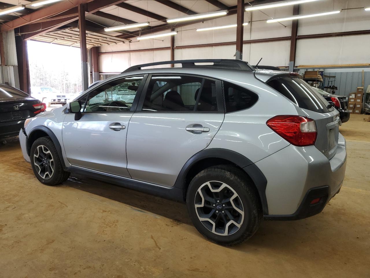 2016 Subaru XV - Image 2