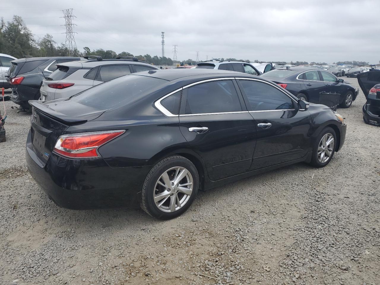 2014 Nissan Altima - Image 3