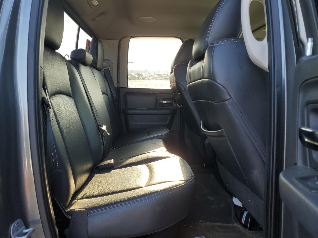 2012 Dodge RAM - Image 10