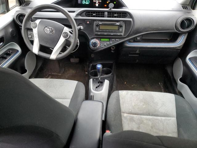  TOYOTA PRIUS 2013 Серебристый