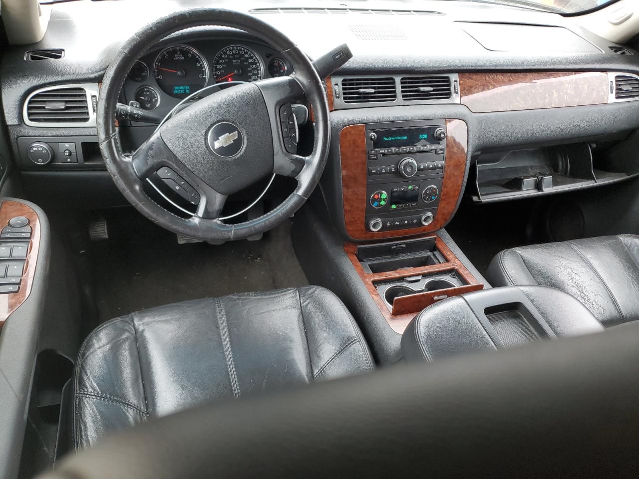 2007 Chevrolet Tahoe - Image 8