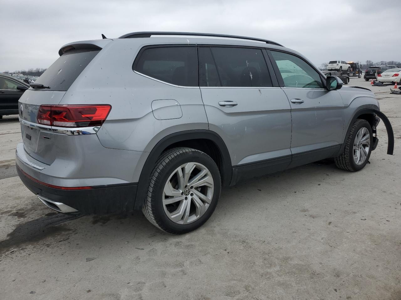 2021 Volkswagen Atlas - Image 3