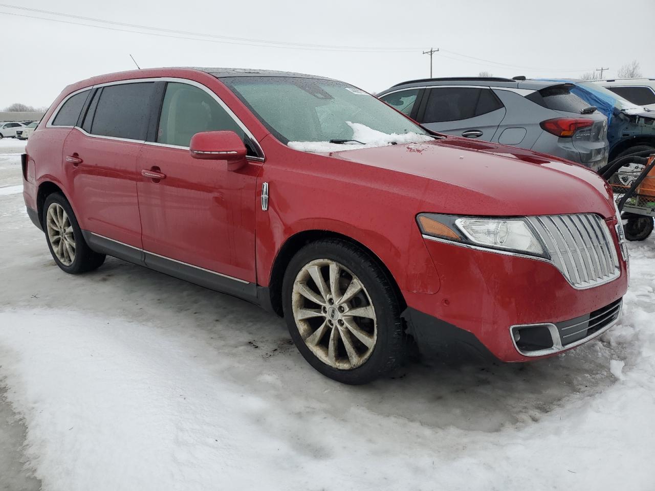 2011 Lincoln MKT - Image 4
