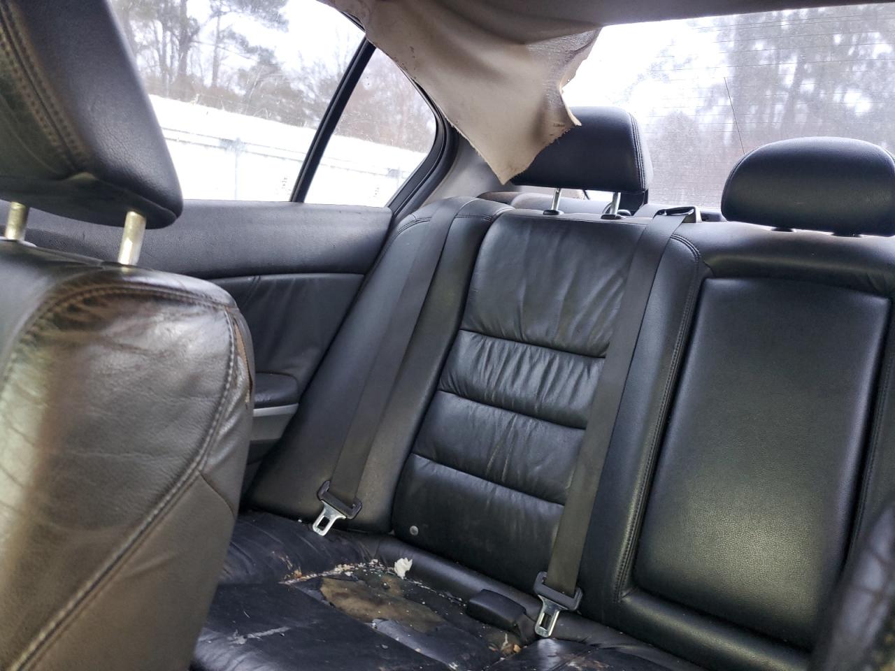 2010 Honda Accord - Image 10