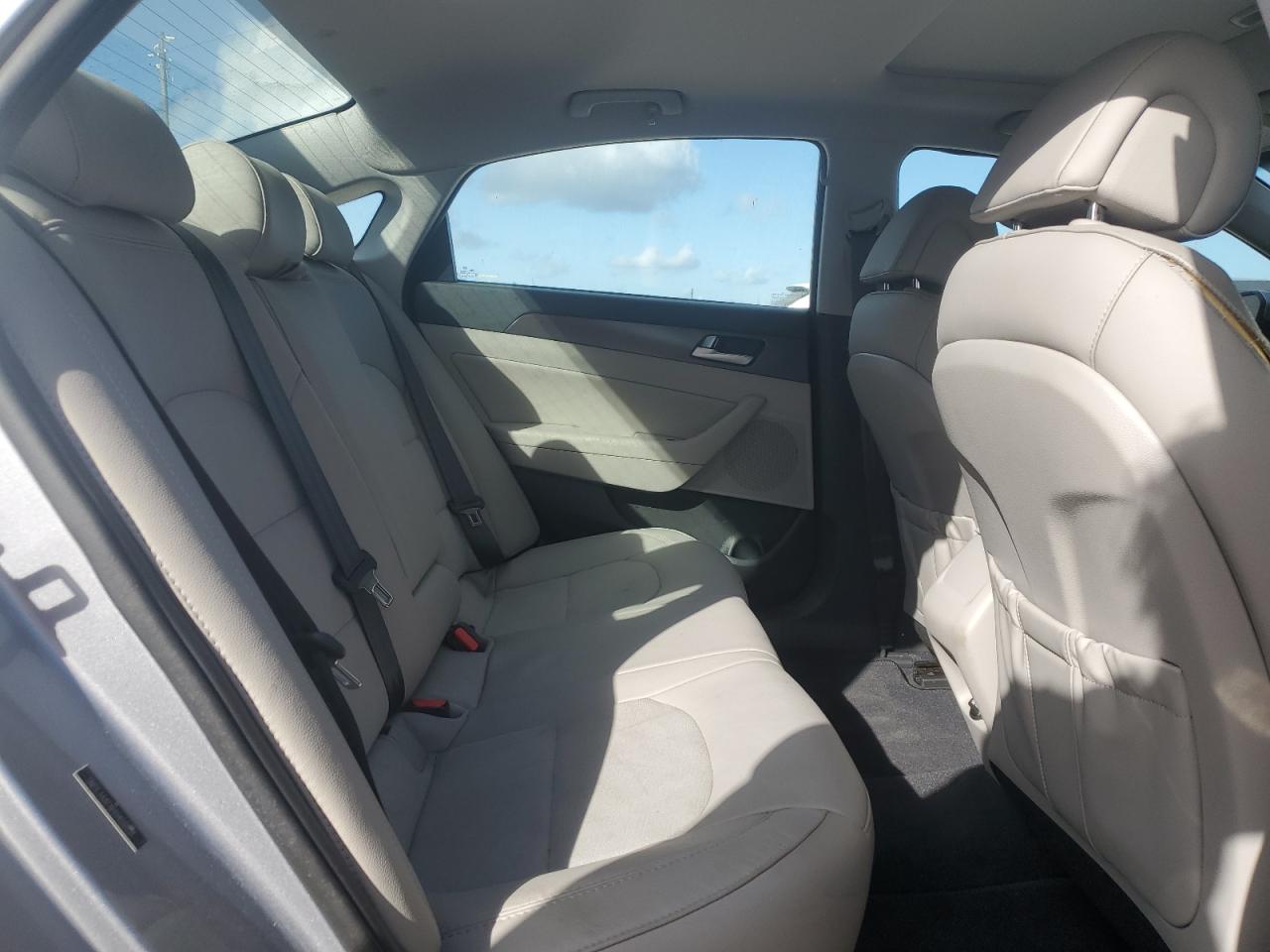 2017 Hyundai Sonata - Image 10