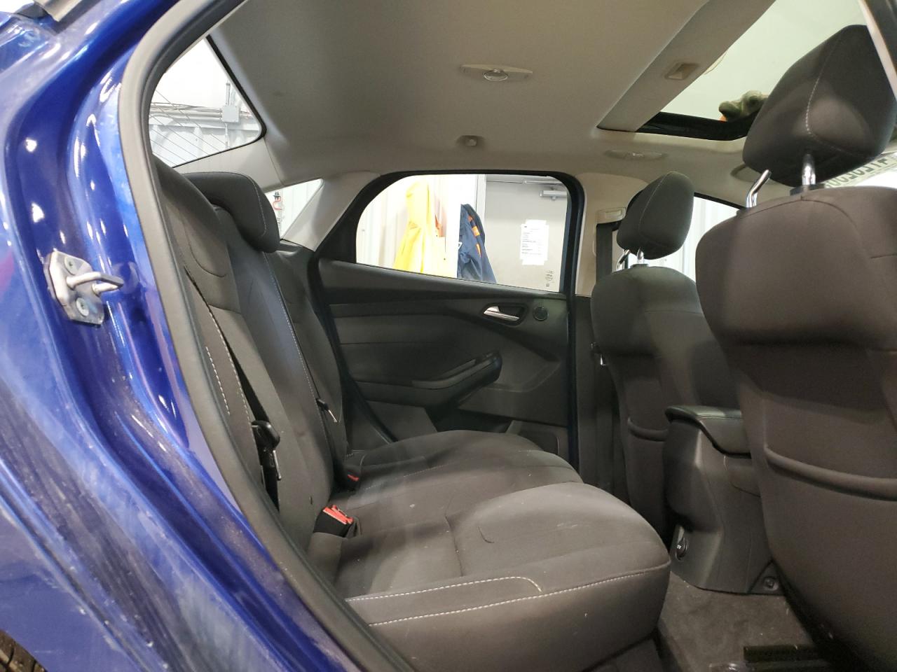 2012 Ford Focus Titanium VIN: 1FAHP3J22CL277452 Lot: 47232385