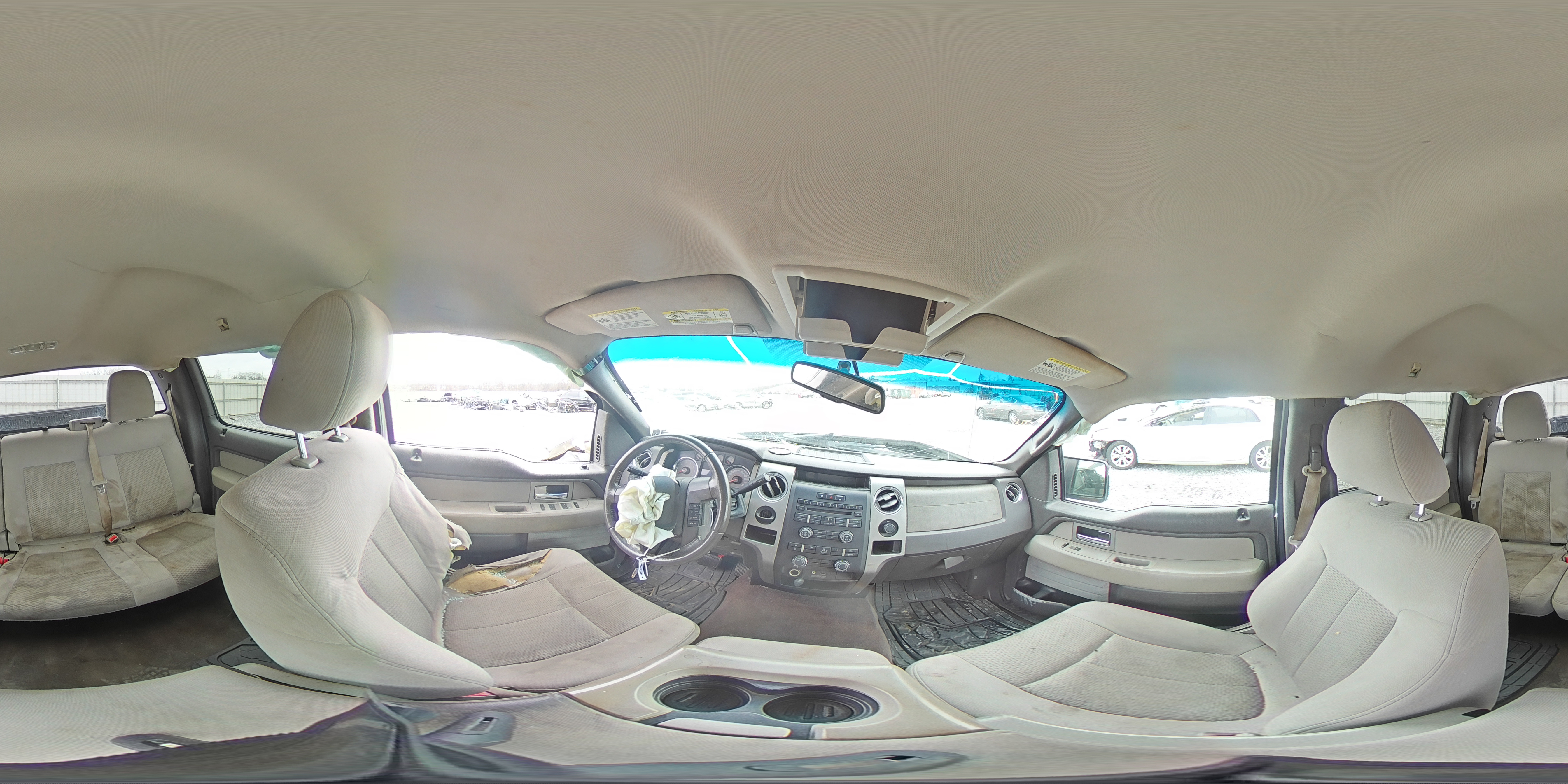 2010 Ford F-150 - Image 13