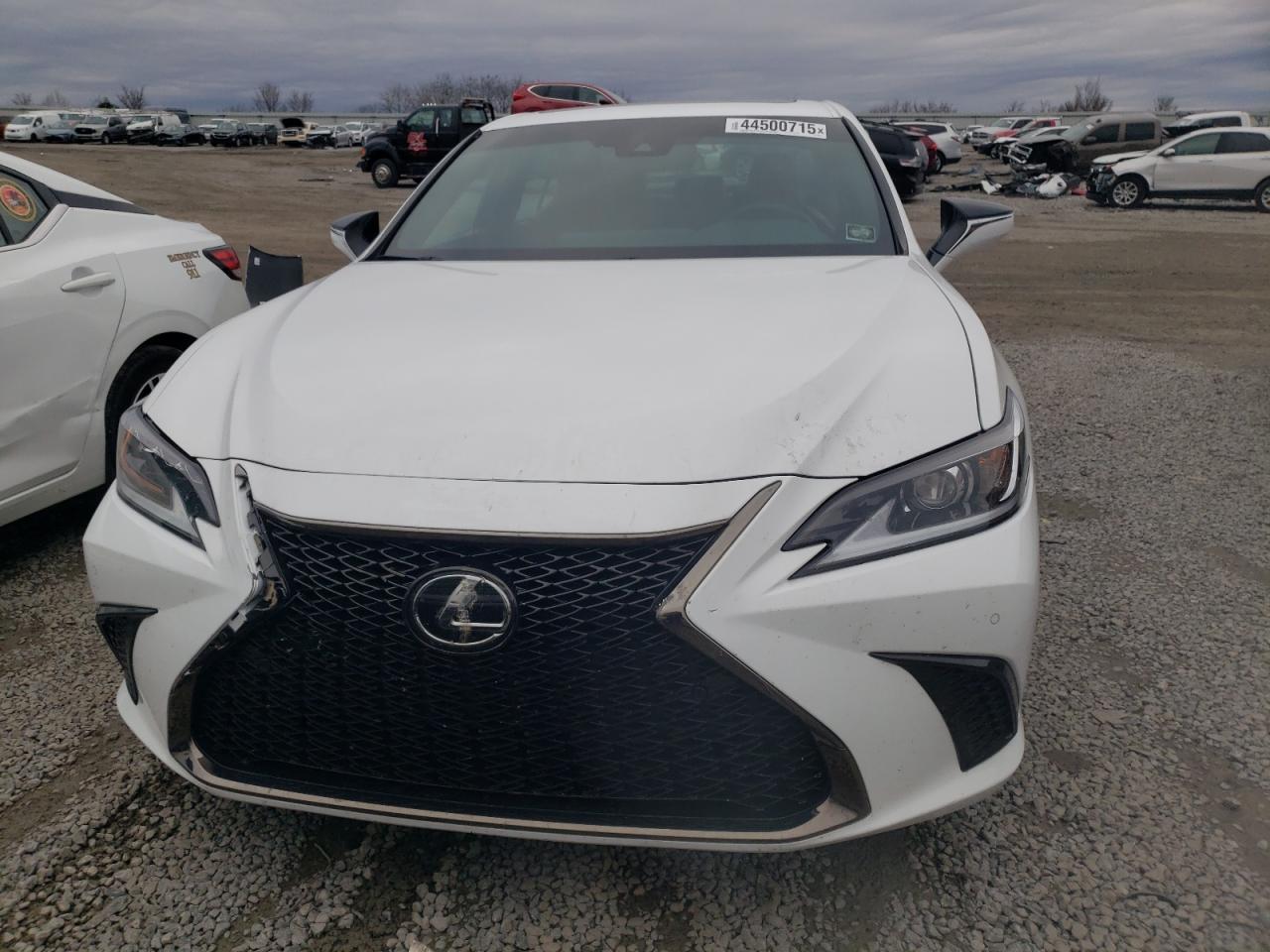 2021 Lexus ES - Image 5