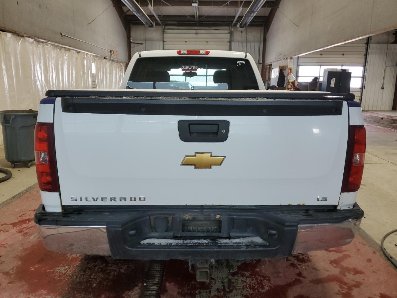 2012 Chevrolet Silverado - Image 6