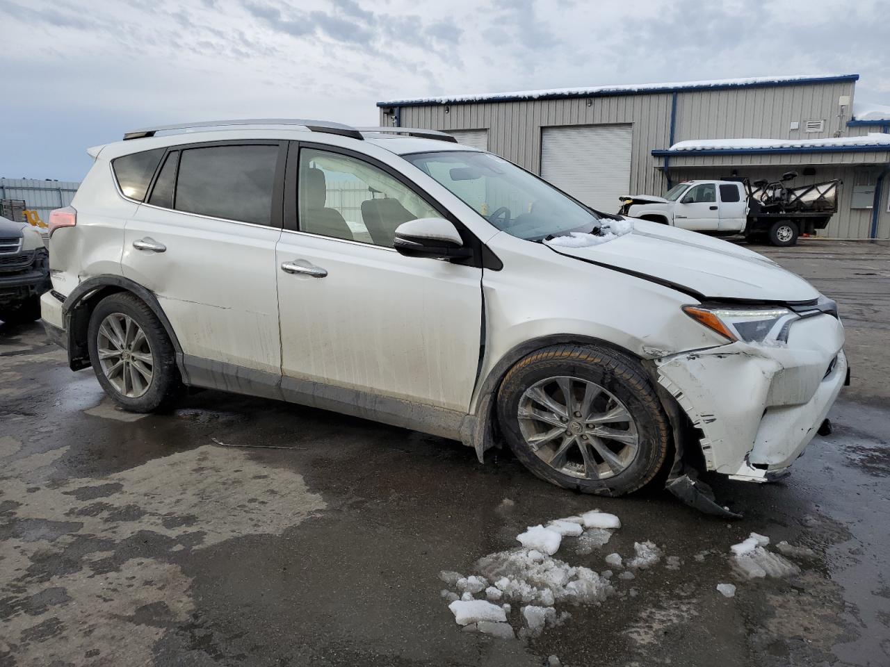 2018 Toyota RAV 4 - Image 4
