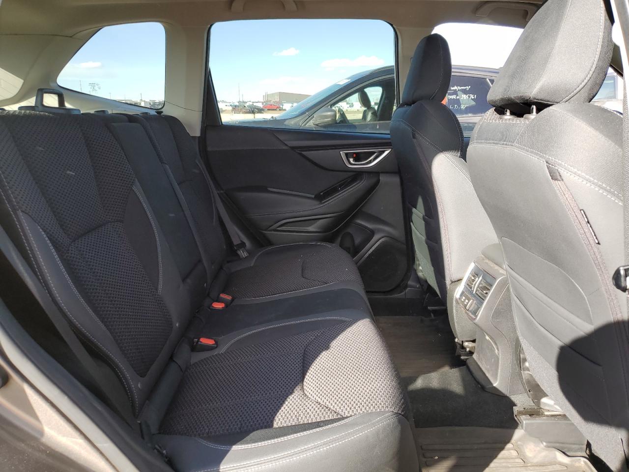 2020 Subaru Forester - Image 11