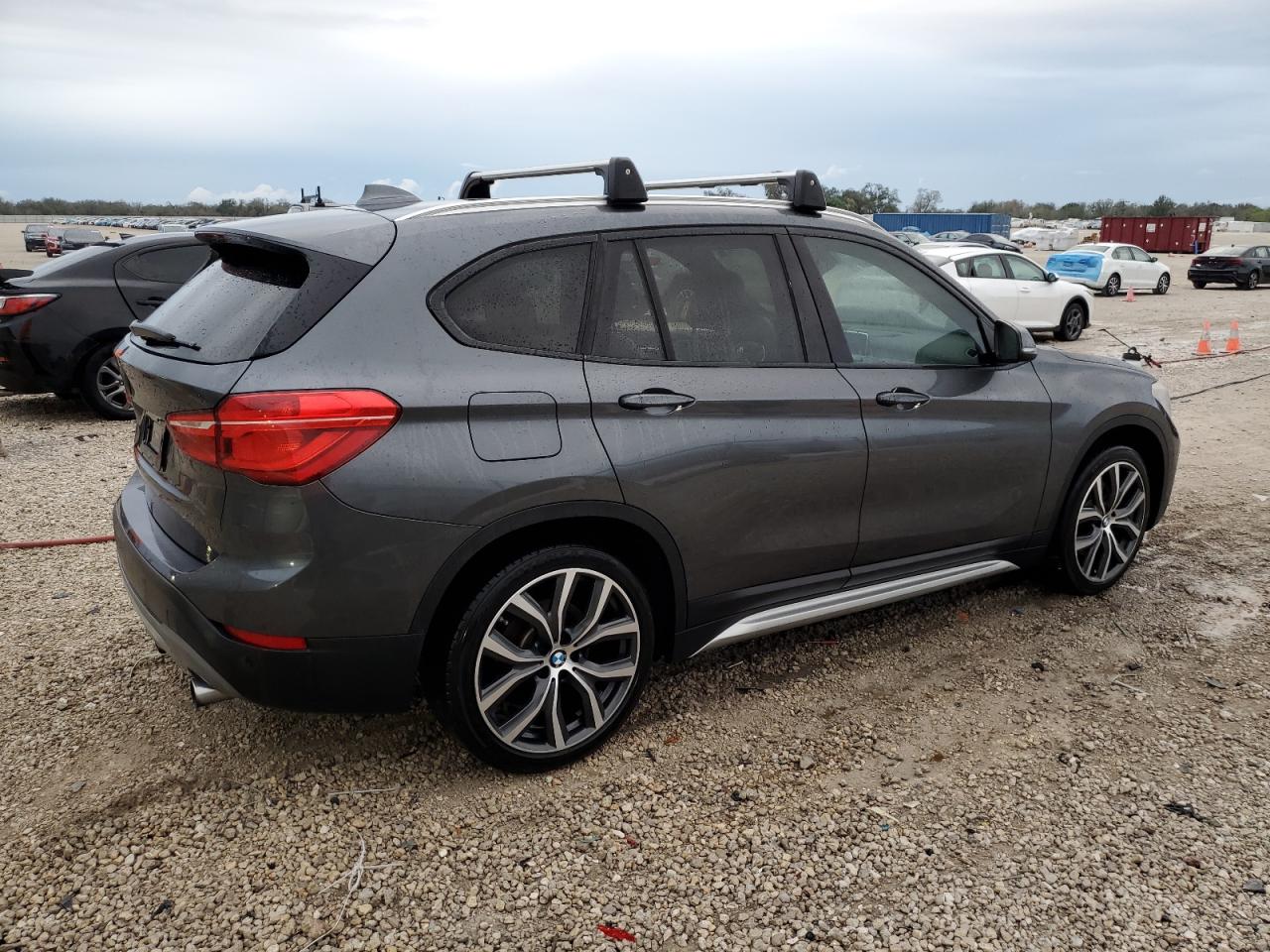 2016 BMW X1 - Image 3