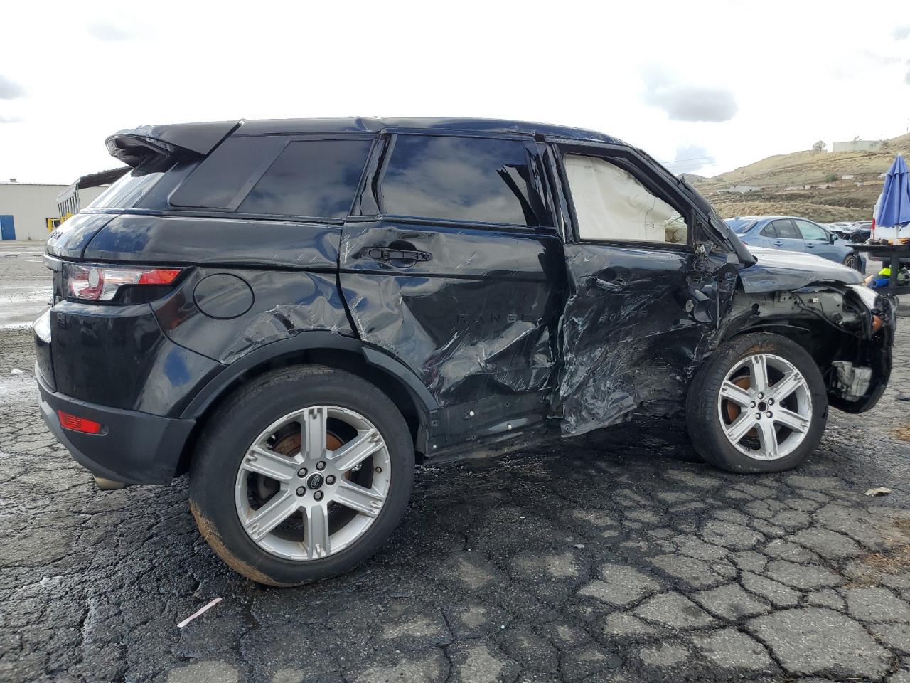 2013 Land Rover Range Rover - Image 3