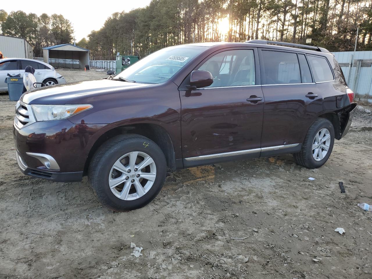2013 Toyota Highlander - Image 1
