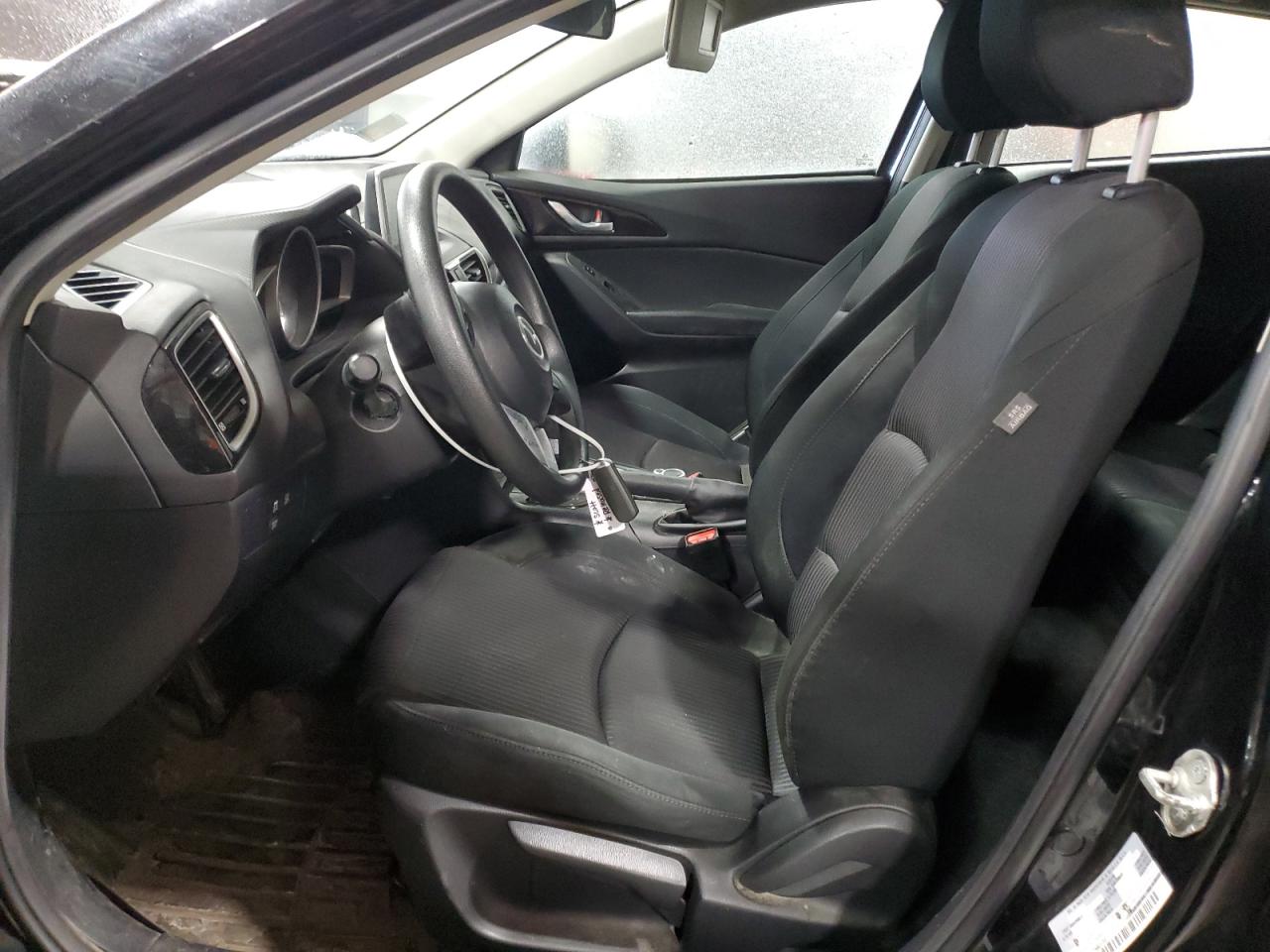 2016 Mazda 3 - Image 7
