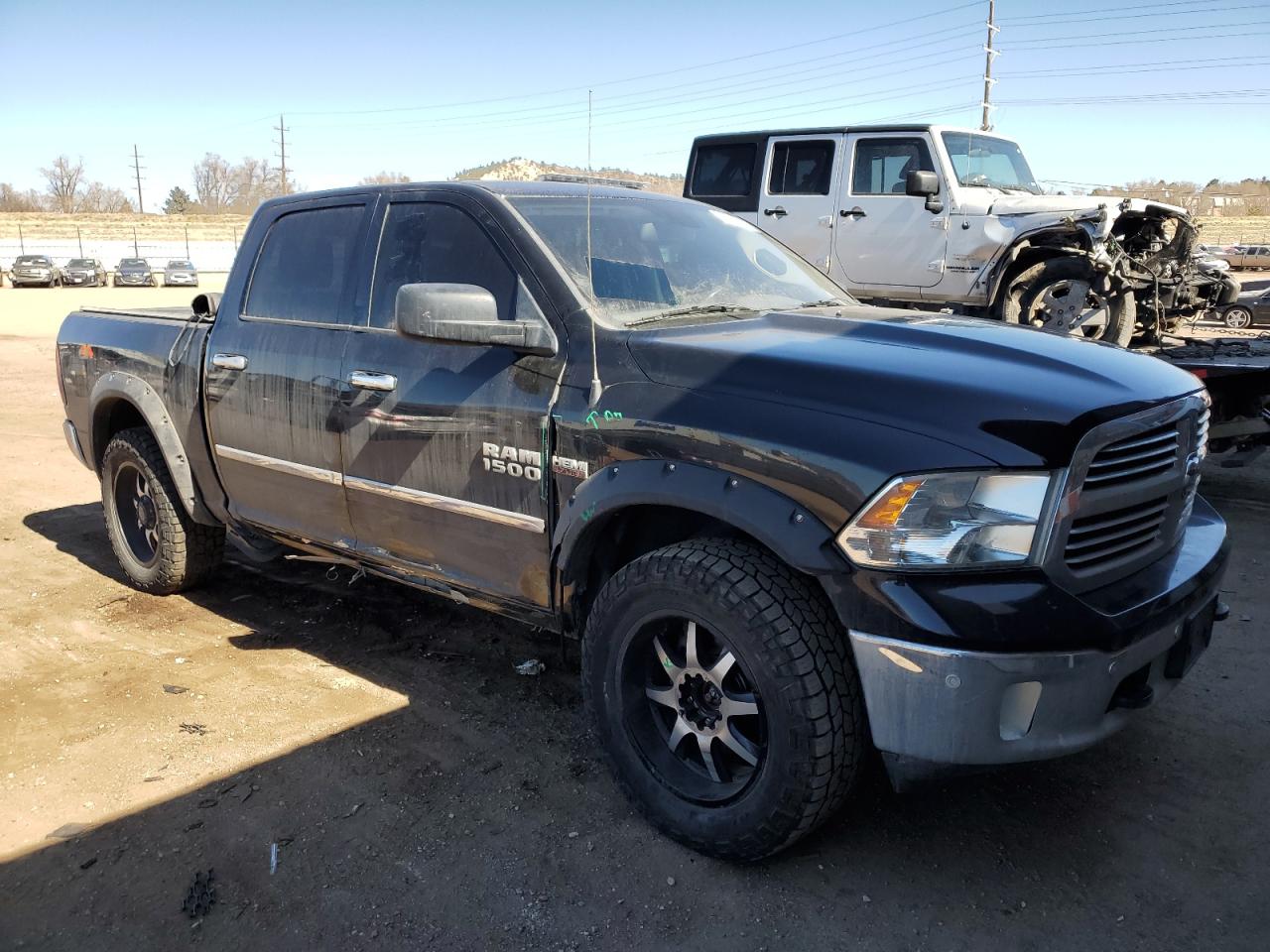 2015 RAM 1500 - Image 4