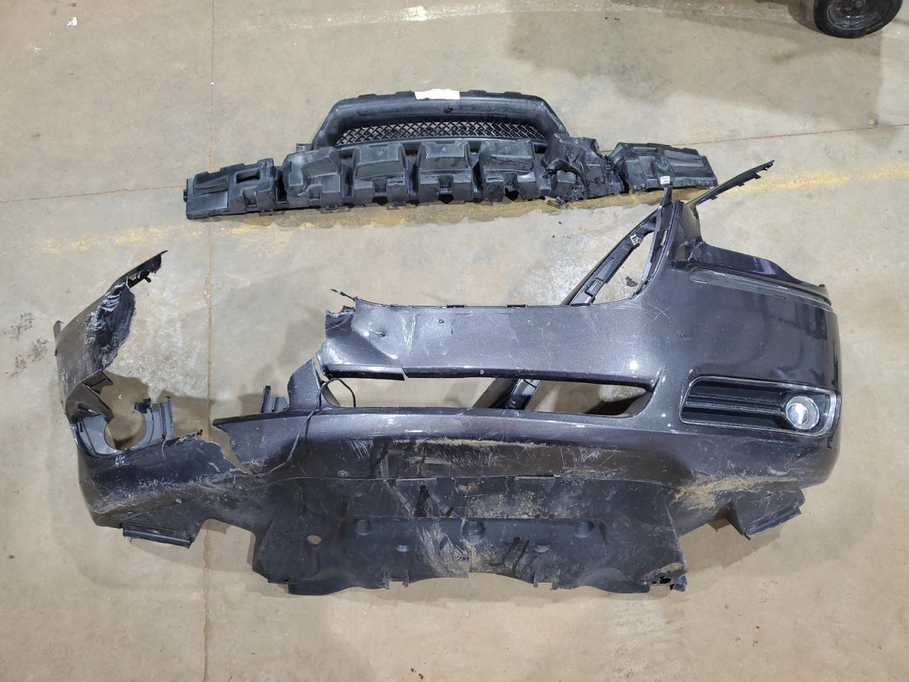 2013 Chrysler 300 - Image 14