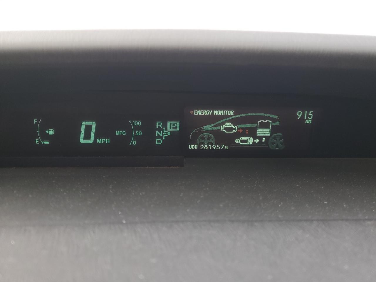2010 Toyota Prius - Image 9