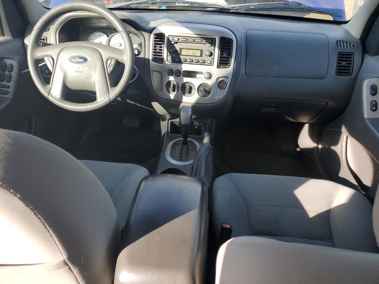 2006 Ford Escape - Image 8