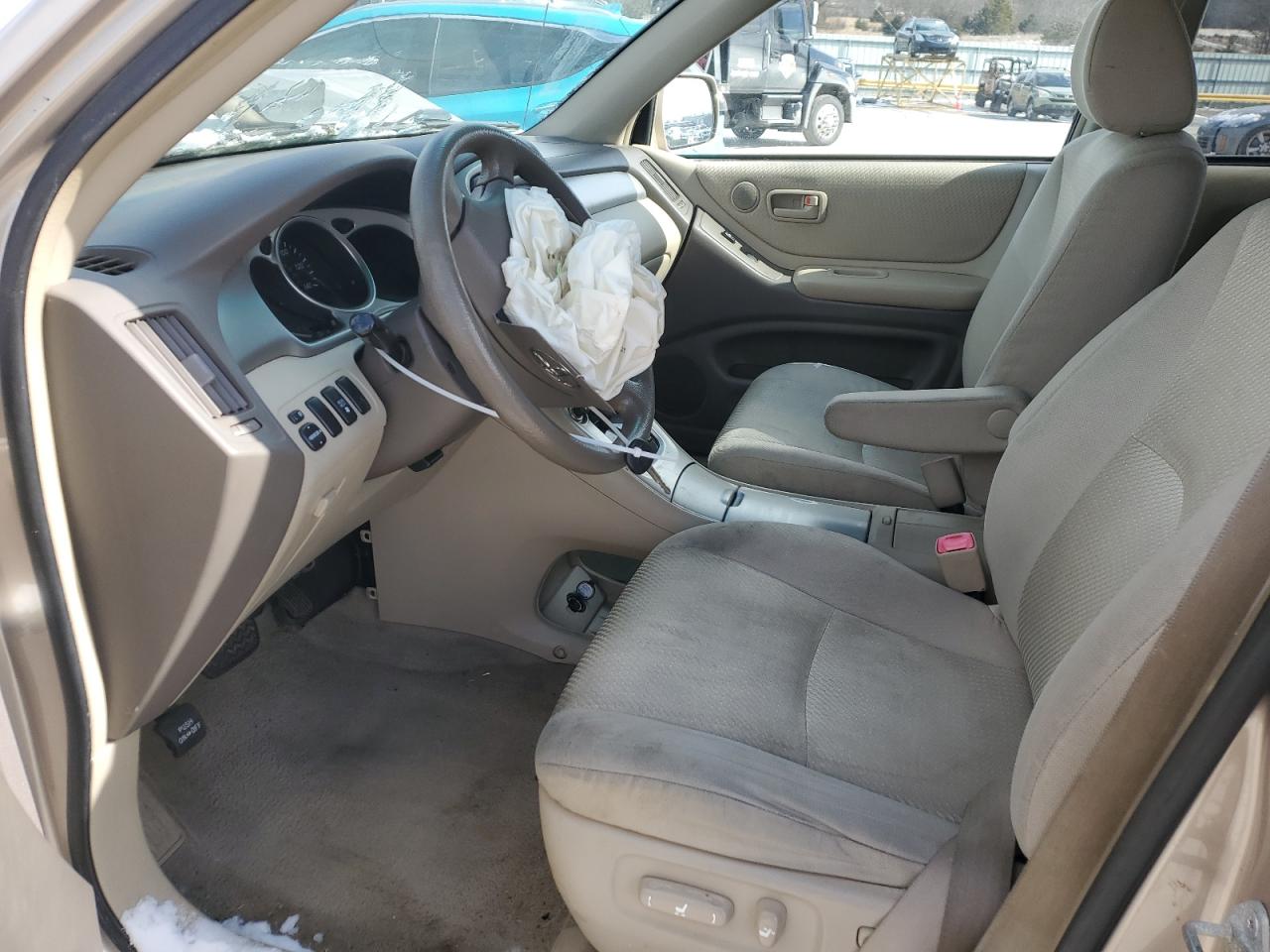 2004 Toyota Highlander - Image 7