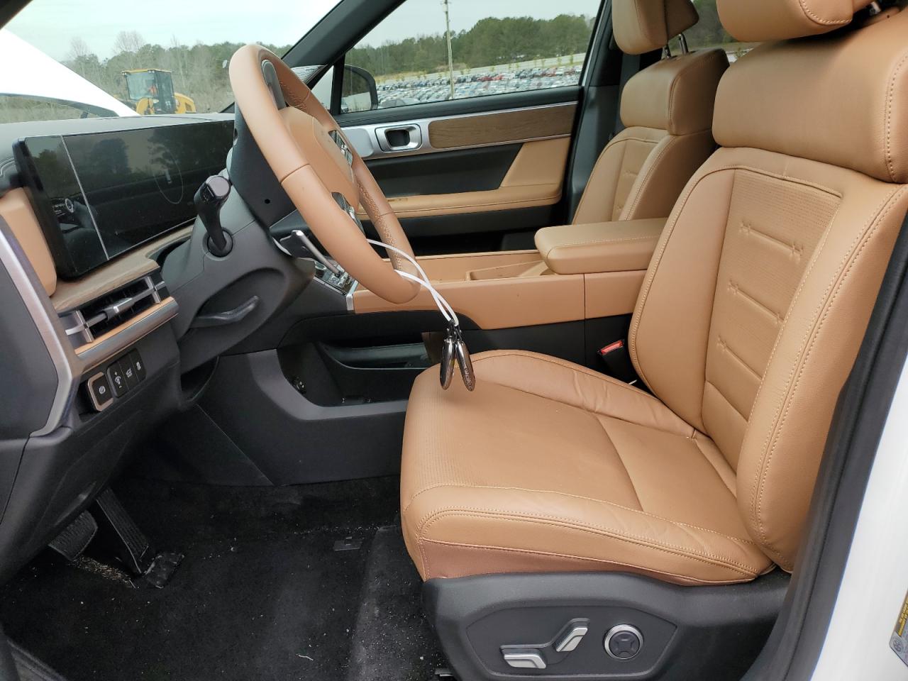 2024 Hyundai Santa Fe - Image 7