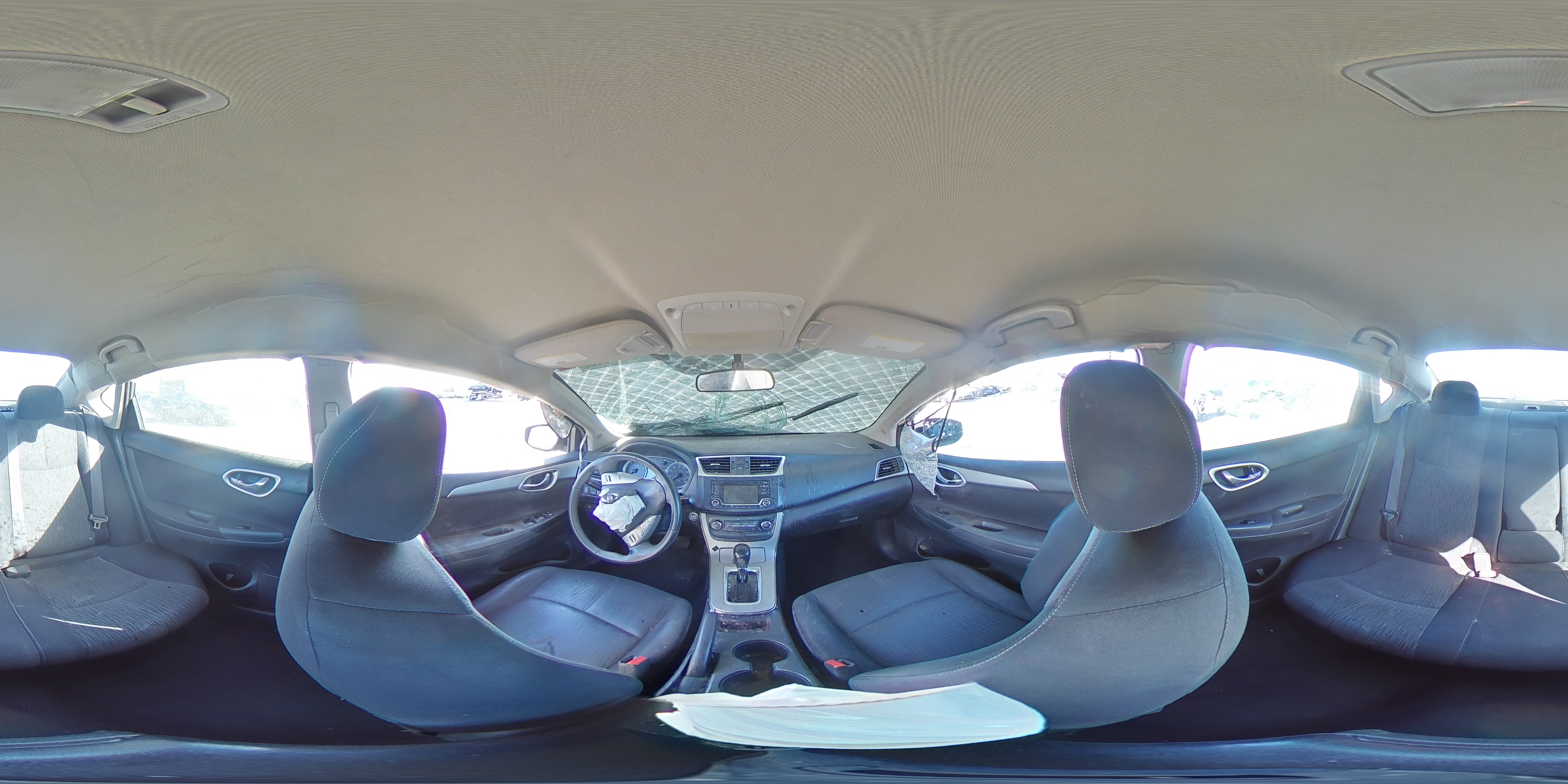 2015 Nissan Sentra - Image 12