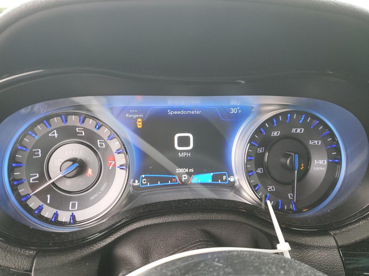 2020 Chrysler 300 - Image 9