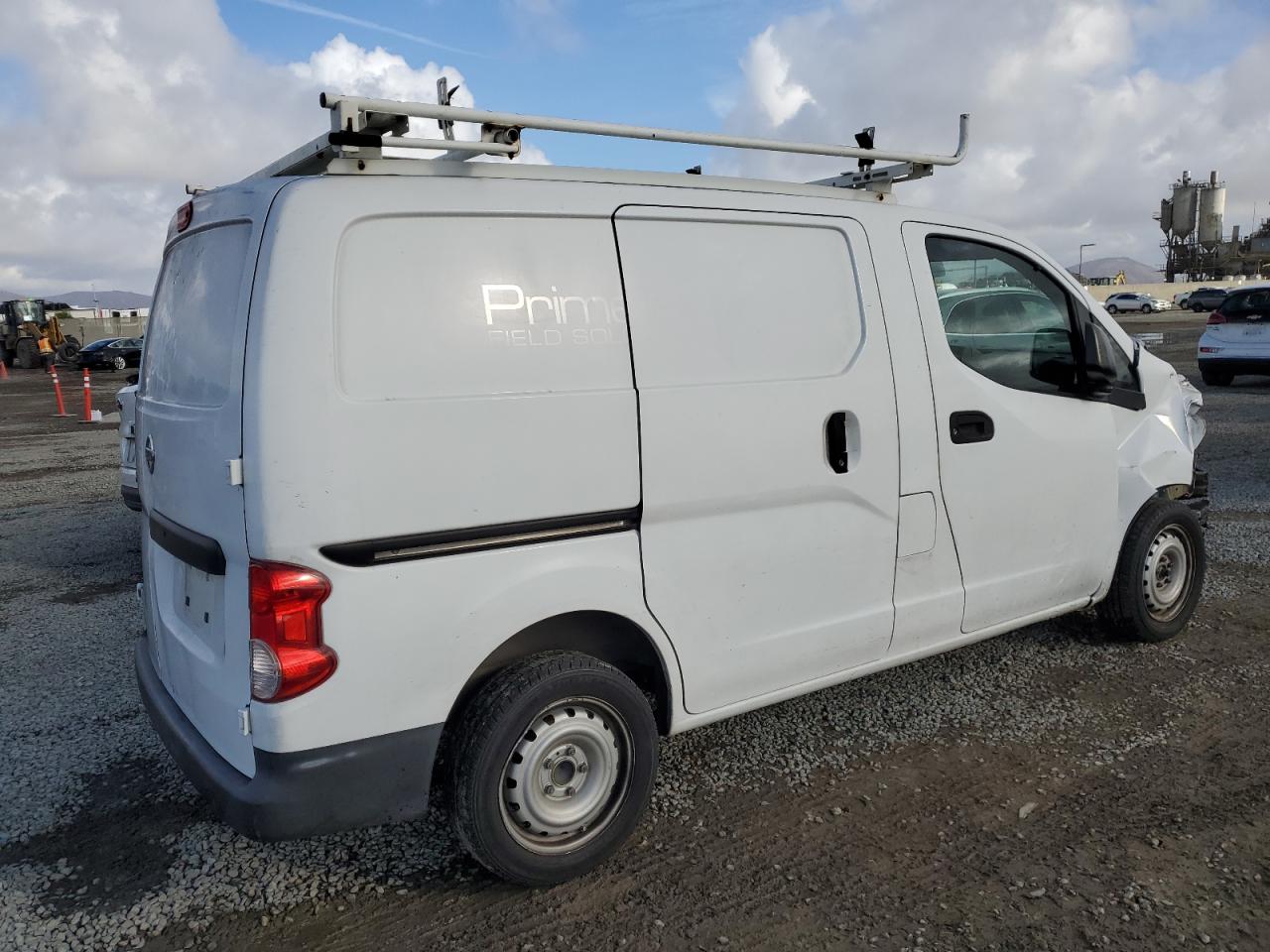 2015 Nissan NV - Image 3