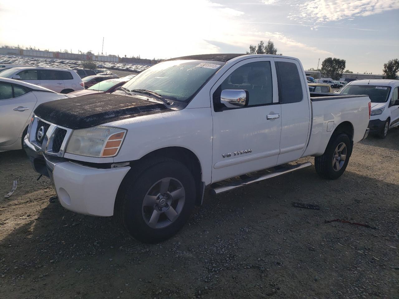 2005 Nissan Titan - Image 1