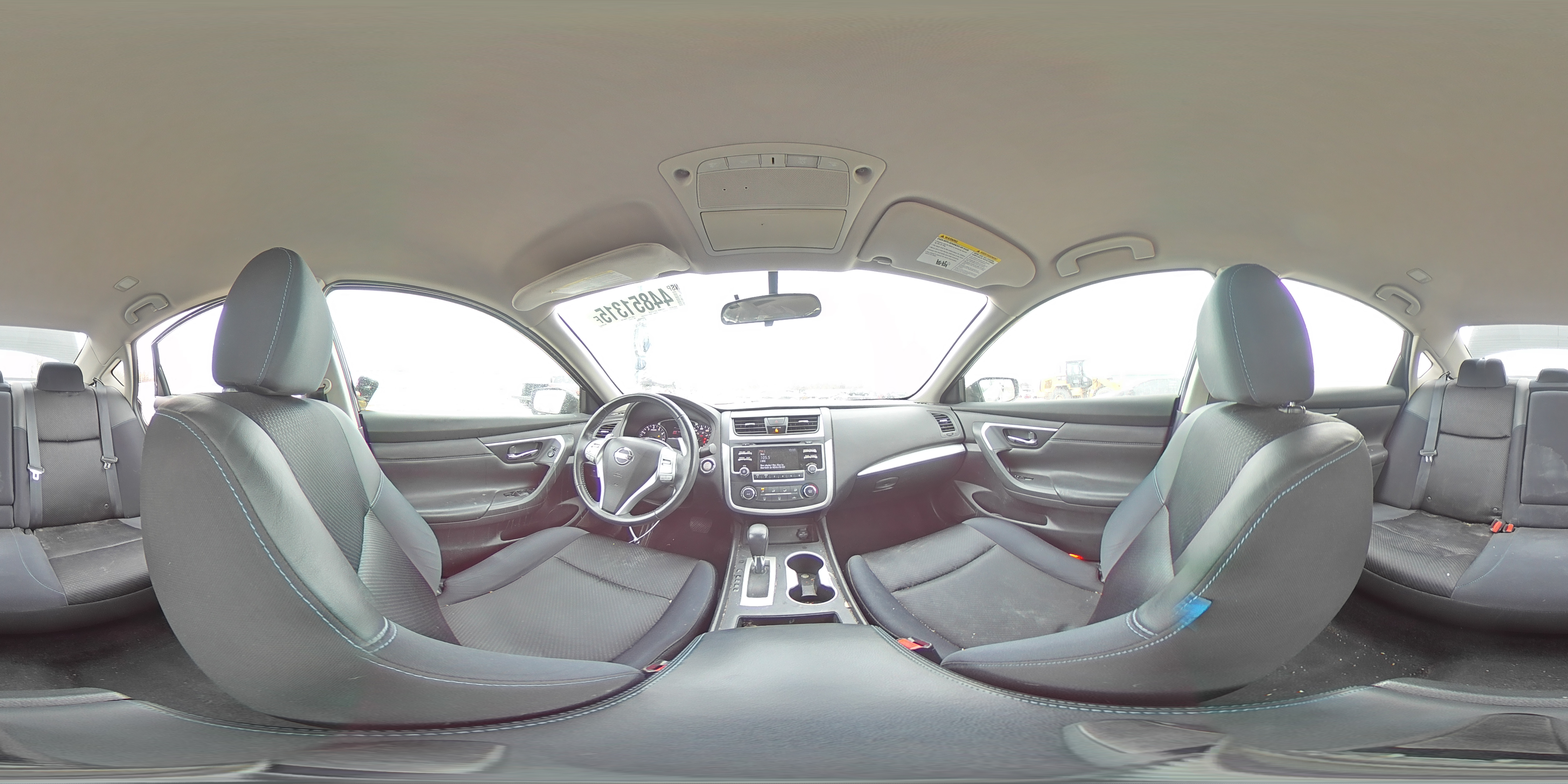 2016 Nissan Altima - Image 13