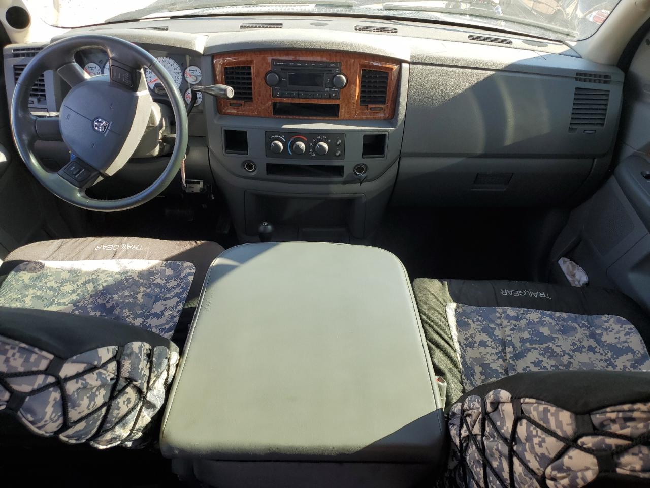 2006 Dodge RAM - Image 8