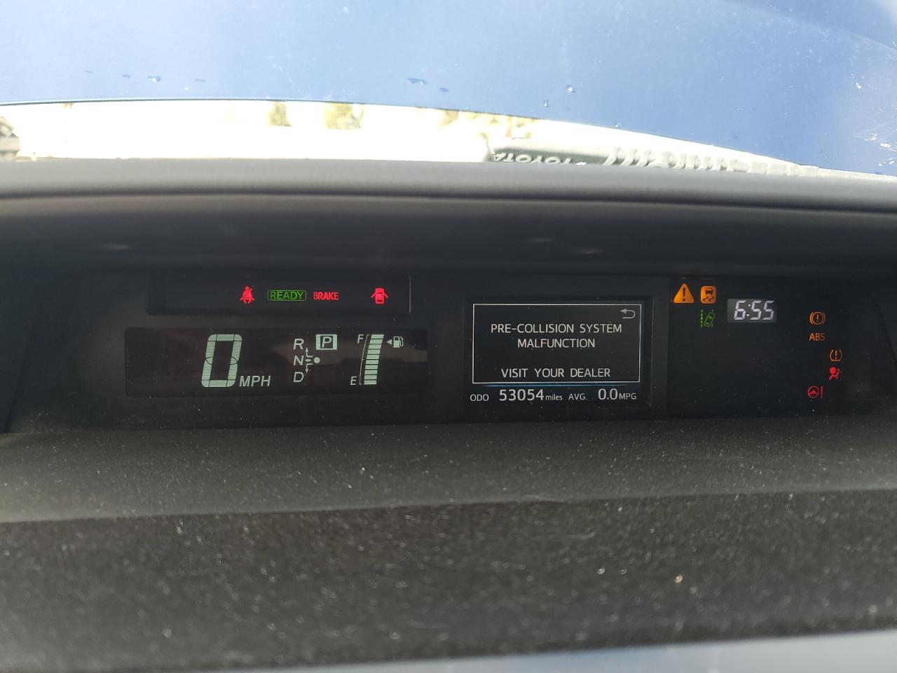 2015 Toyota Prius - Image 9