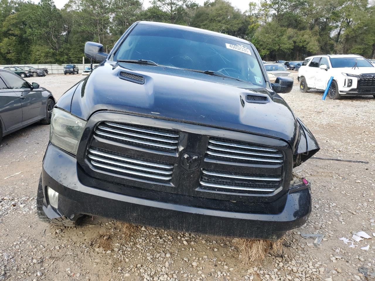 2015 RAM 1500 - Image 5