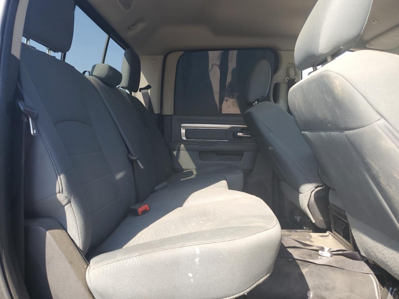 2017 RAM 1500 - Image 10
