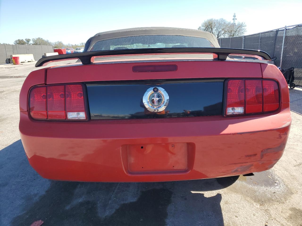 2006 Ford Mustang VIN: 1ZVFT84NX65244611 Lot: 45546345