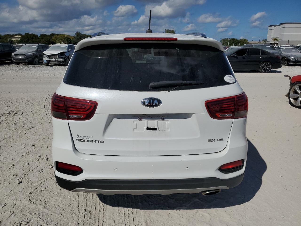 2019 Kia Sorento - Image 6