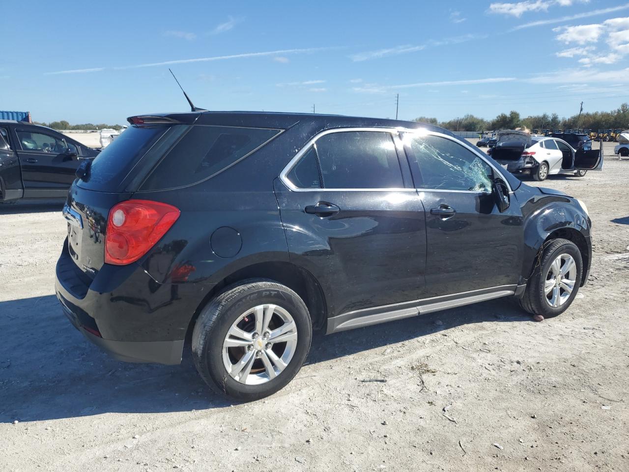 2011 Chevrolet Equinox - Image 3