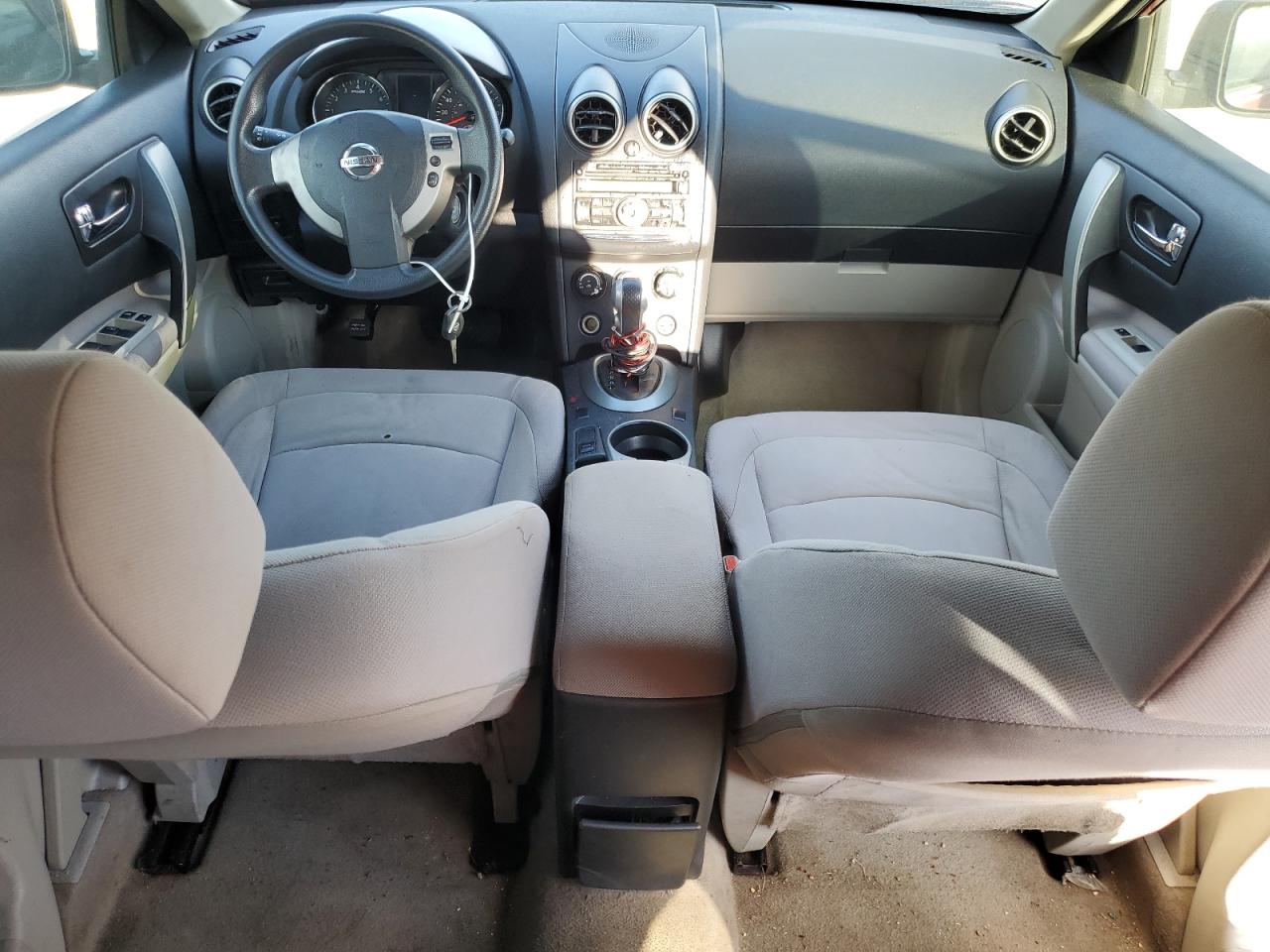 2012 Nissan Rogue - Image 8