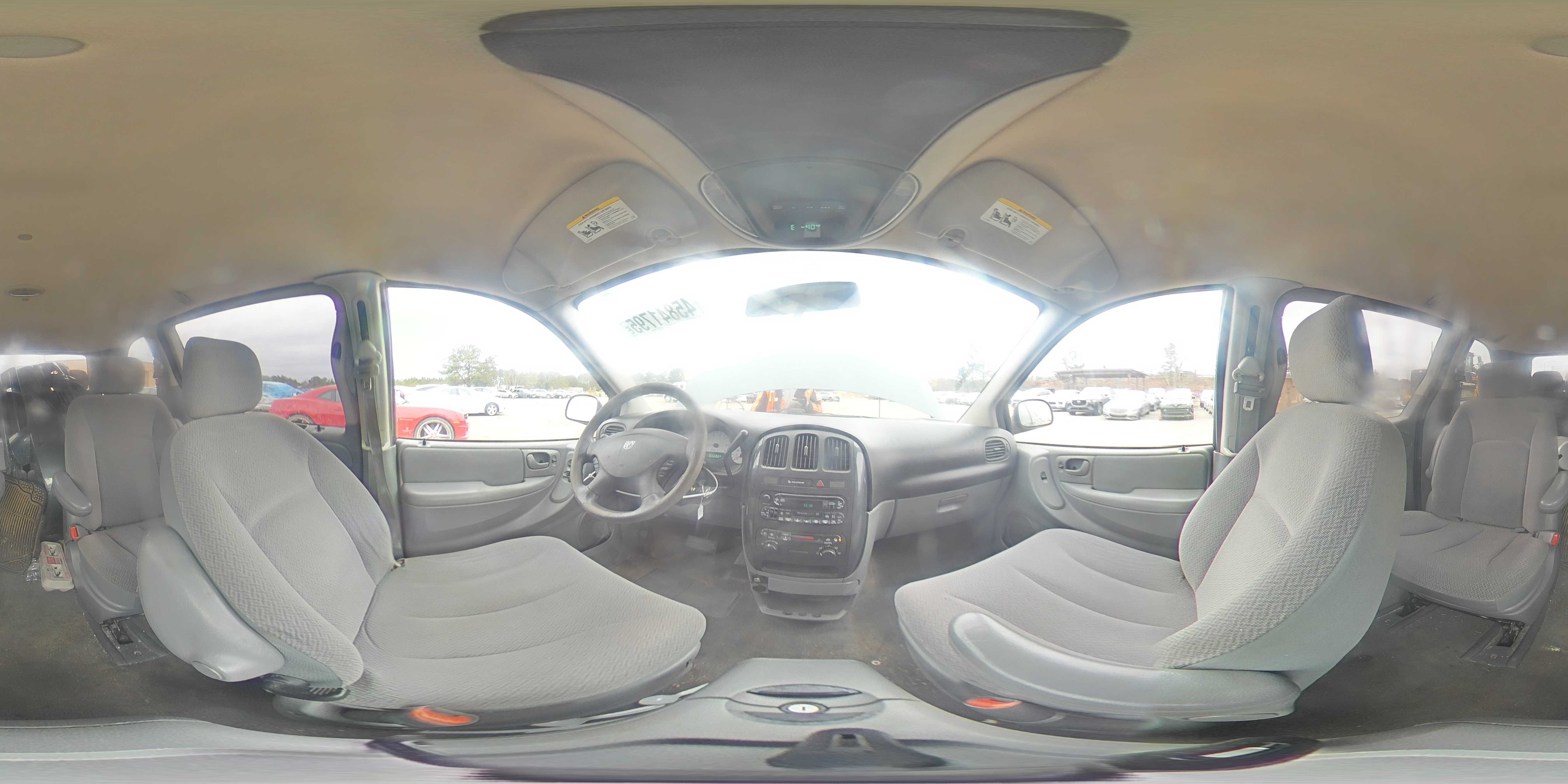 2007 Dodge Caravan - Image 13