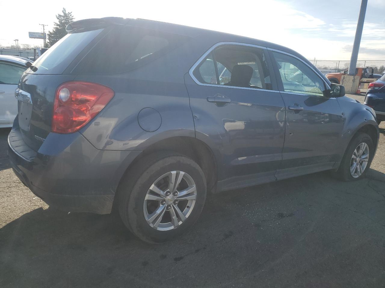 2013 Chevrolet Equinox - Image 3